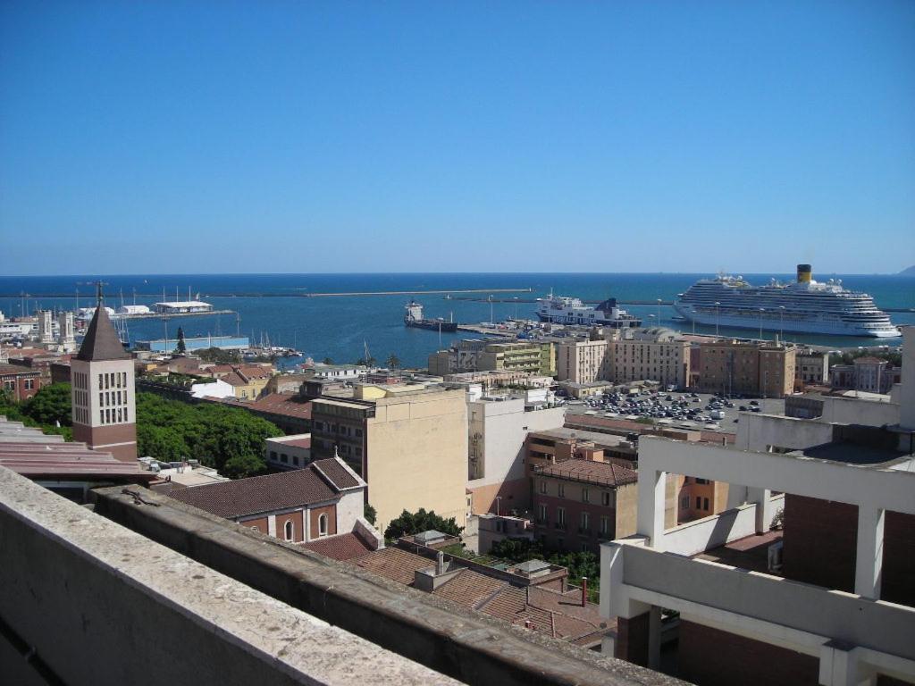 Appartamento Panoramico Cagliari, I Tre Grilli, Centro Dış mekan fotoğraf